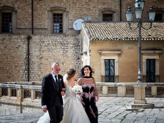 Il matrimonio di Emanuele e Martina a Comiso, Ragusa 16