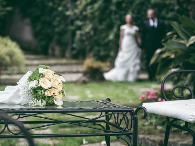 Il matrimonio di Vincenzo e Carmen a Airola, Benevento 41