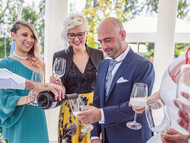 Il matrimonio di Yuri e Arianna a Torre di Mosto, Venezia 12