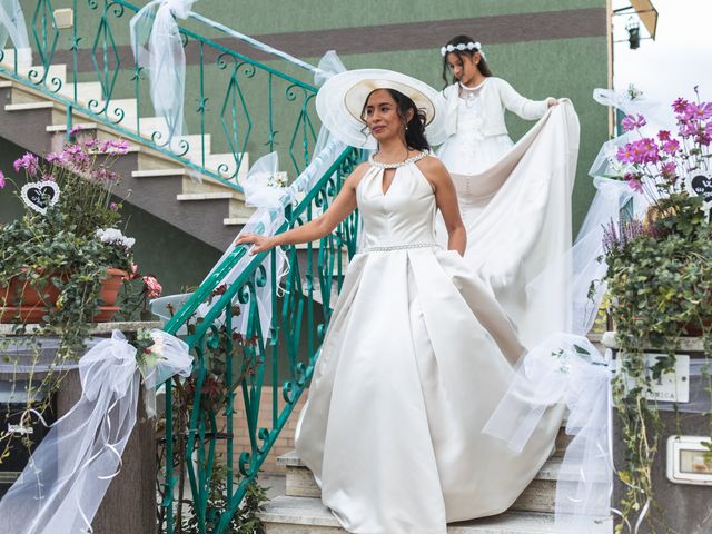 Il matrimonio di Michele e Betsy a Treia, Macerata 23