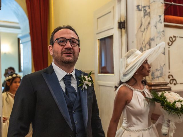 Il matrimonio di Michele e Betsy a Treia, Macerata 27