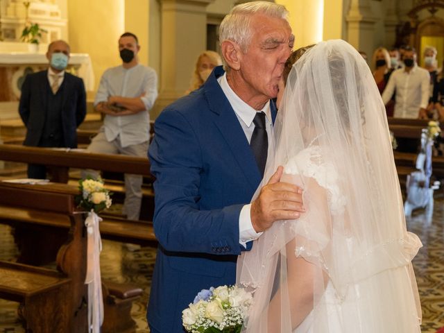 Il matrimonio di Luca e Giorgia a Porto Viro, Rovigo 13