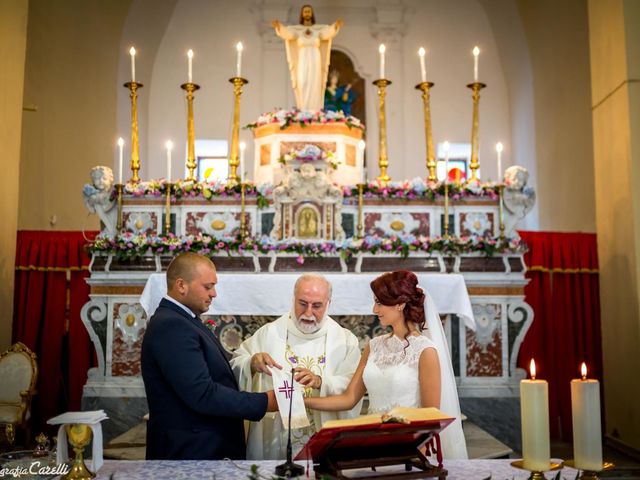 Il matrimonio di Mario e Valeria a Cirò Marina, Crotone 60