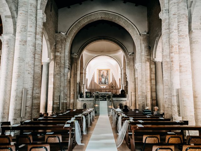 Il matrimonio di Deborah e Alessandro a San Lorenzo in Campo, Pesaro - Urbino 30