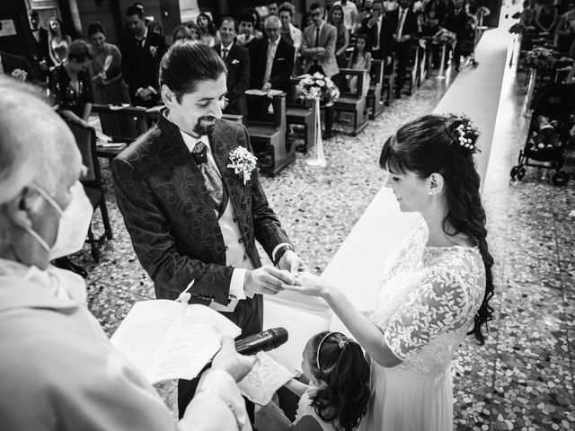 Il matrimonio di Federico e Silvia a Gorle, Bergamo 33