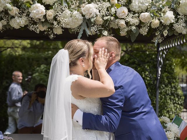 Il matrimonio di Federico e Irene a Erbusco, Brescia 37