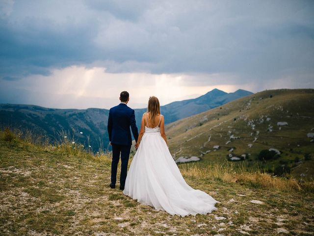 Il matrimonio di Marian e Valentina a Santo Stefano di Sessanio, L'Aquila 55