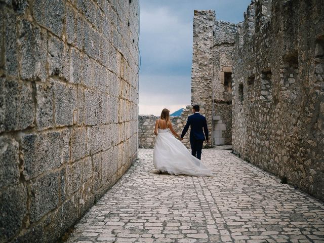 Il matrimonio di Marian e Valentina a Santo Stefano di Sessanio, L'Aquila 60
