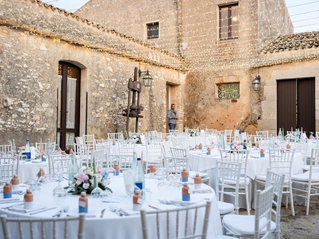 Il matrimonio di Tania e Claudio a Custonaci, Trapani 73