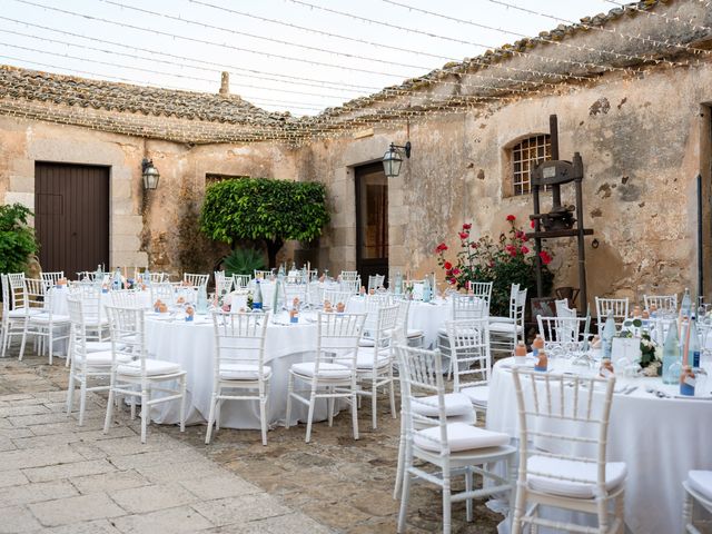 Il matrimonio di Tania e Claudio a Custonaci, Trapani 74