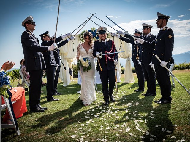 Il matrimonio di Nicholas e Stefania a Besozzo, Varese 20