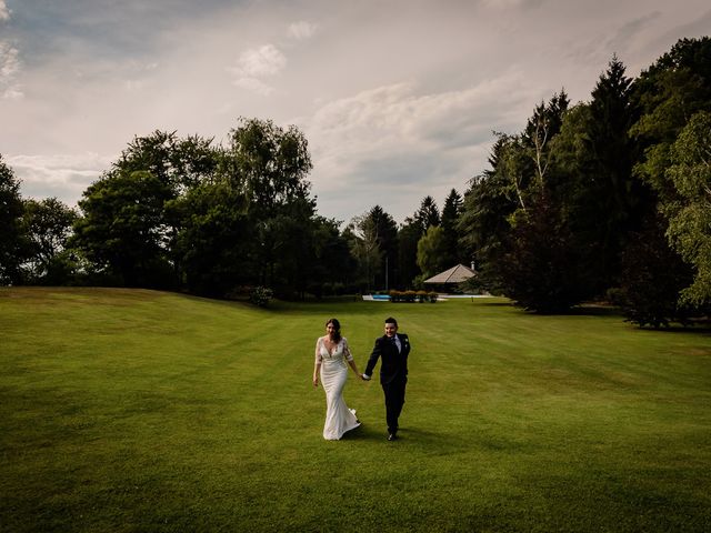 Il matrimonio di Nicholas e Stefania a Besozzo, Varese 29