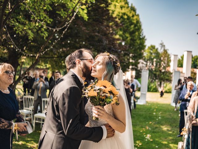 Il matrimonio di Fabio e Desiree a Gaggiano, Milano 43