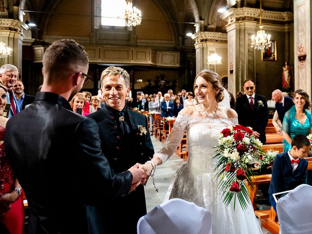 Il matrimonio di Diego e Anna a Buglio in Monte, Sondrio 27