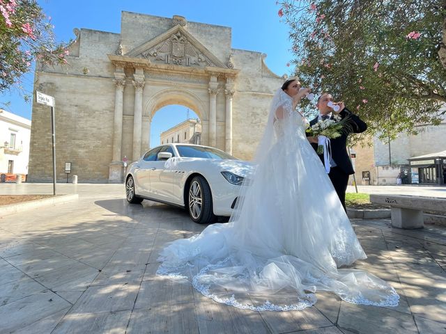 Il matrimonio di Michele  e Claudia a Lecce, Lecce 22