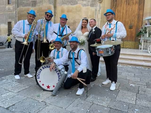 Il matrimonio di Michele  e Claudia a Lecce, Lecce 26