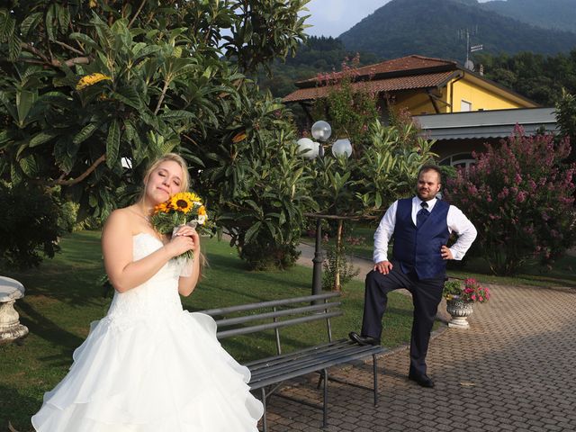 Il matrimonio di Rosario e Federica a Caravate, Varese 37
