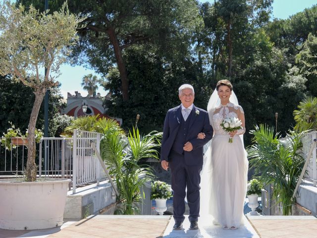 Il matrimonio di Fabiana e Mario a Caserta, Caserta 23
