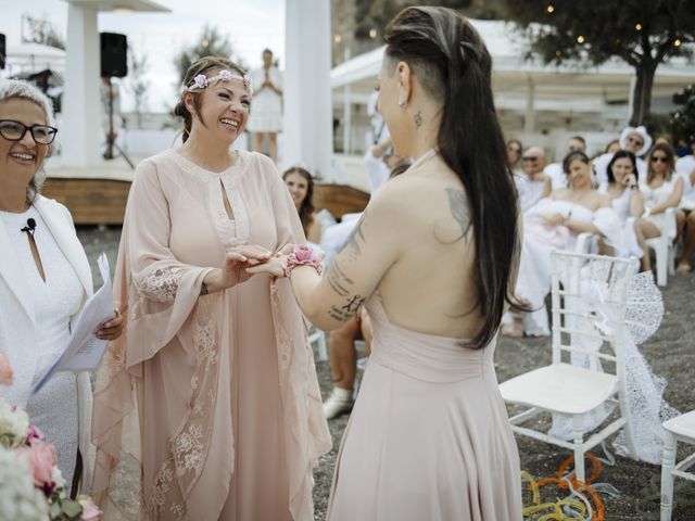 Il matrimonio di Filomena e Vittoria a Monte di Procida, Napoli 21