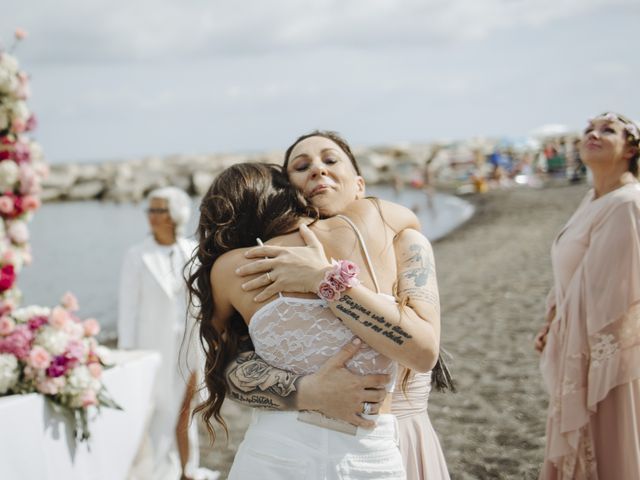 Il matrimonio di Filomena e Vittoria a Monte di Procida, Napoli 23