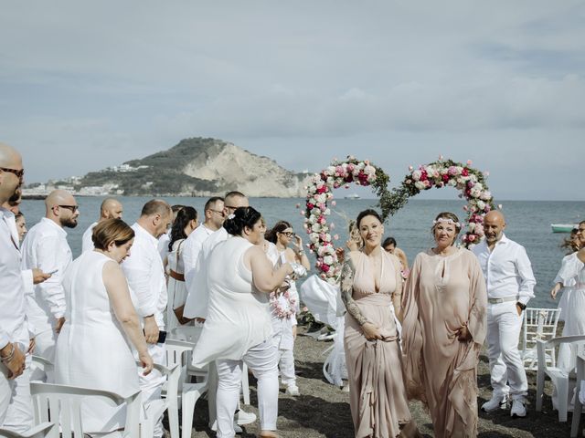 Il matrimonio di Filomena e Vittoria a Monte di Procida, Napoli 26