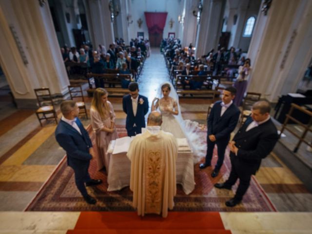 Il matrimonio di Lorenzo e Martina a Busseto, Parma 13