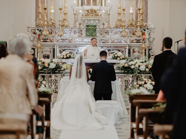 Il matrimonio di Massimiliano e Pinky a Ostuni, Brindisi 15