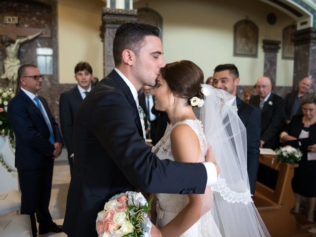 Il matrimonio di Luigi e Ornella a Pompei, Napoli 62