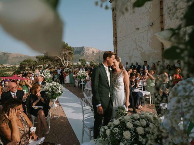 Il matrimonio di Raluca e Federico a Terrasini, Palermo 32