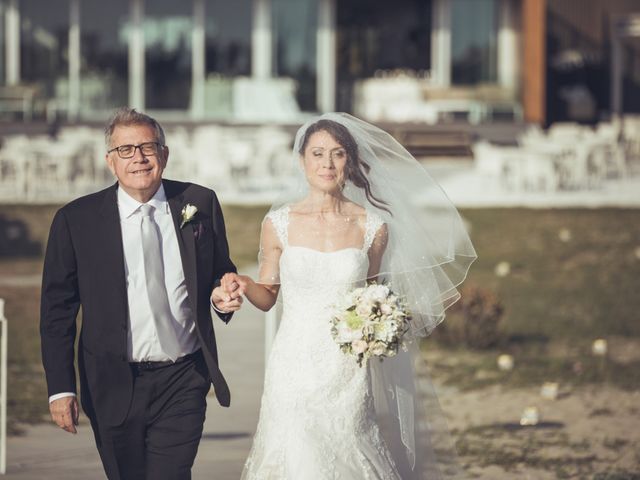 Il matrimonio di Matteo e Alessandra a Viareggio, Lucca 24