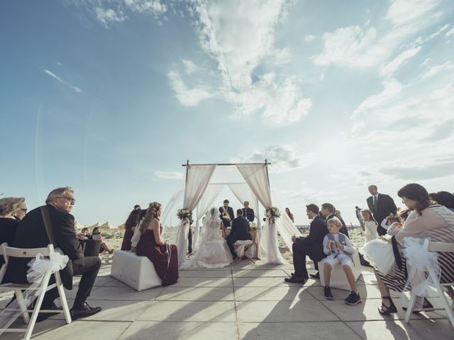 Il matrimonio di Matteo e Alessandra a Viareggio, Lucca 29