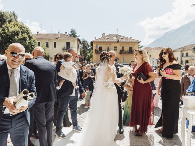 Il matrimonio di Fabrizio e Alessia a Balsorano, L'Aquila 54