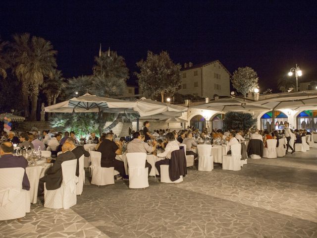 Il matrimonio di Gabriele e Maby a Offida, Ascoli Piceno 27