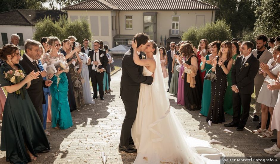 Il matrimonio di Alessio e Angela a Lari, Pisa