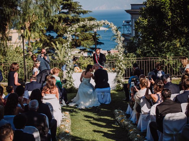 Il matrimonio di Gianluca e Claudia a Napoli, Napoli 34