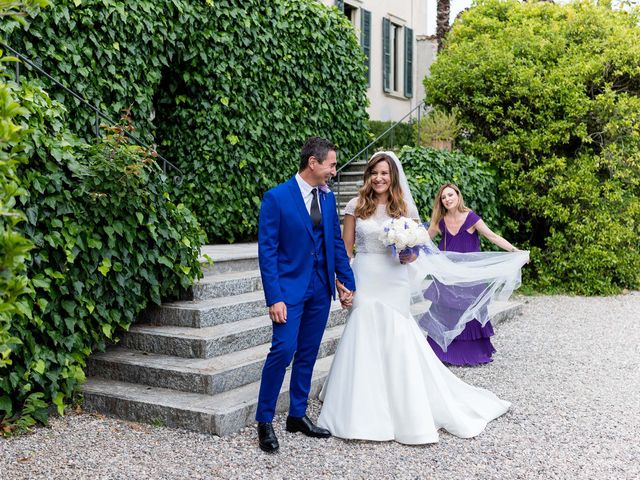 Il matrimonio di Simone e Ilaria a Bodio Lomnago, Varese 28