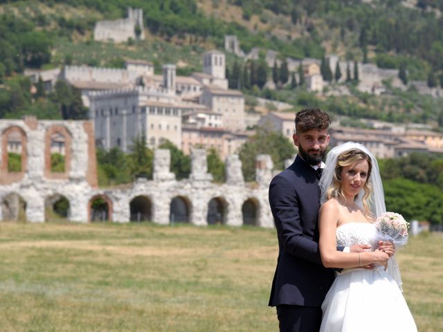 Il matrimonio di Matteo e Ludovica a Gubbio, Perugia 21