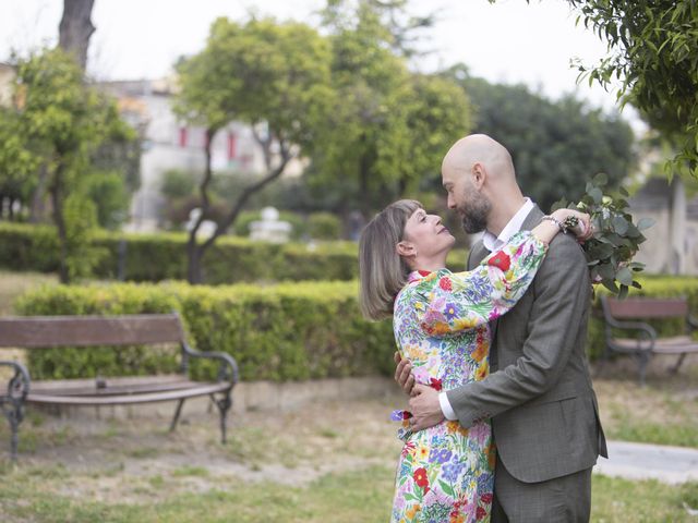 Il matrimonio di Roberto e Mariacira a Torre del Greco, Napoli 7