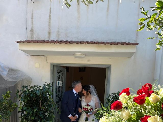 Il matrimonio di Alessandro  e Lisa a Lettere, Napoli 36