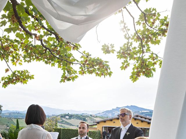 Il matrimonio di Simone e Massimo a Offida, Ascoli Piceno 17