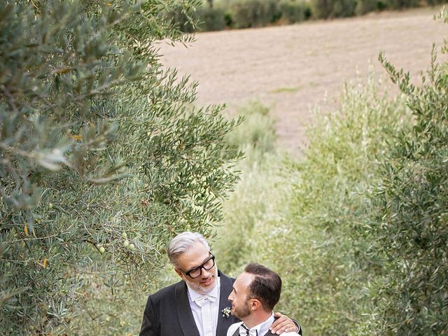 Il matrimonio di Simone e Massimo a Offida, Ascoli Piceno 34