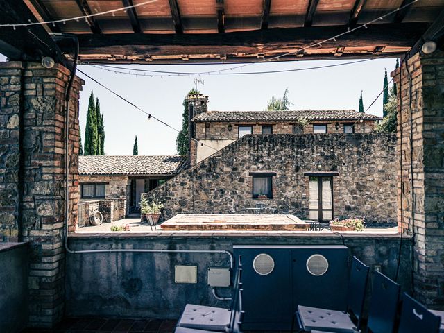 Il matrimonio di Max e Rosalie a San Venanzo, Terni 4