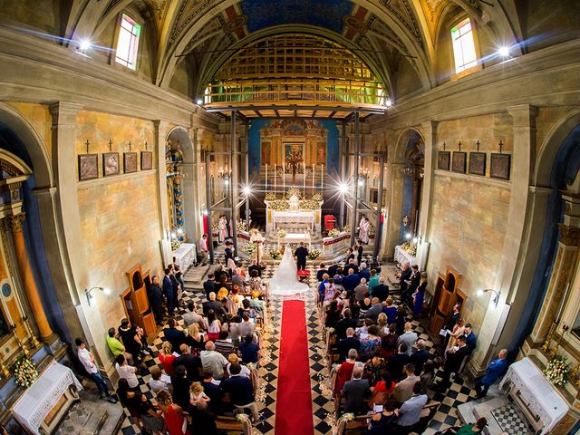 Il matrimonio di Lorenzo e Martina a Borgo a Mozzano, Lucca 4