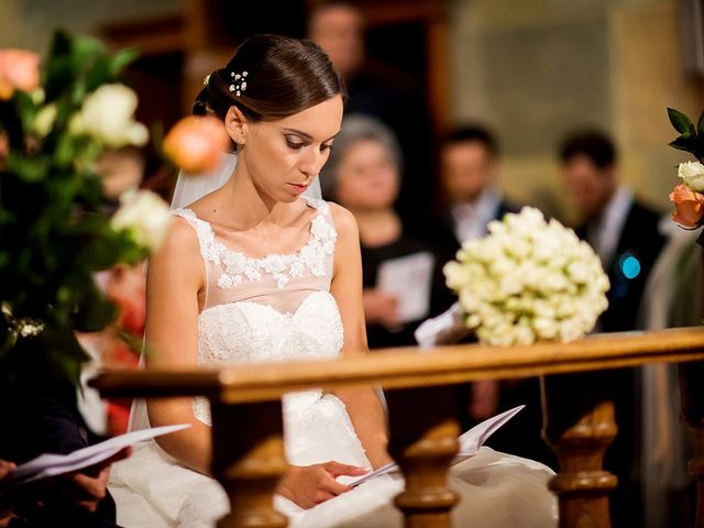 Il matrimonio di Lorenzo e Martina a Borgo a Mozzano, Lucca 29