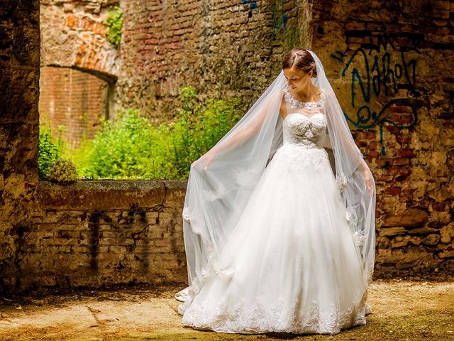 Il matrimonio di Lorenzo e Martina a Borgo a Mozzano, Lucca 40