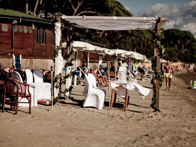 Il matrimonio di ROBERTO e CLAUDIA a Follonica, Grosseto 20