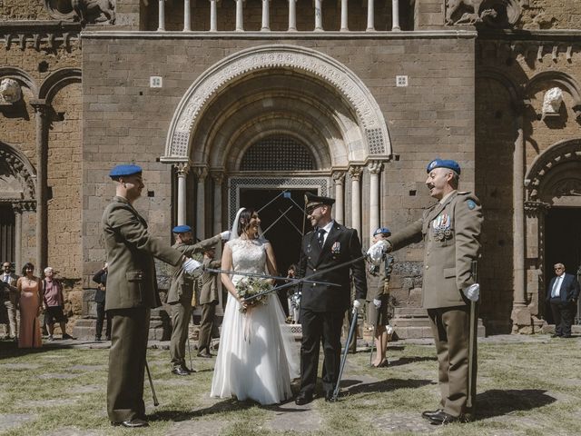 Il matrimonio di Emiliano e Floriana a Tuscania, Viterbo 34