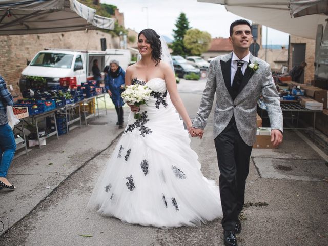 Il matrimonio di Gionatan e Ilaria a Recanati, Macerata 17