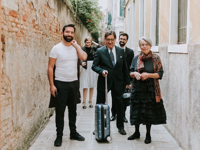 Il matrimonio di Enrico e Chiara a Venezia, Venezia 11