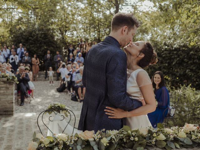 Il matrimonio di Sara e Lorenzo a Castel San Pietro Terme, Bologna 16